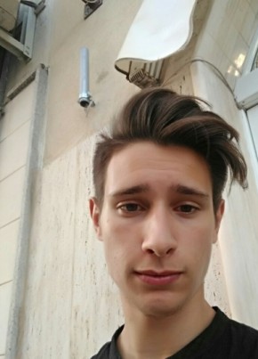 Michael, 24, Repubblica Italiana, Brindisi