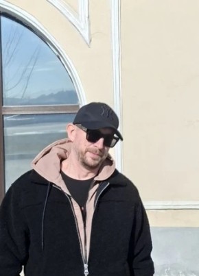 Konstantin, 39, Russia, Saint Petersburg