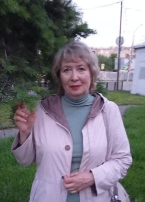 Татьяна из Саратова 57 лет
