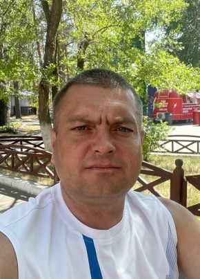 Роман, 41, Россия, Салехард