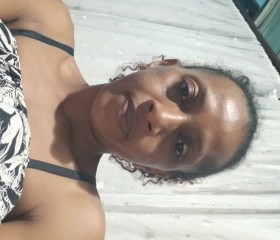 Rita, 25, Toamasina
