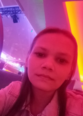 Таня, 32, Россия, Омск