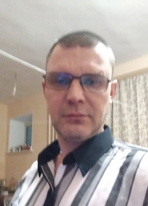 Максим, 39, Россия, Соликамск