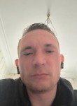 Oleg, 41, Nikolskoe