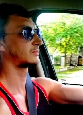 Dzhoni, 33, Russia, Pskov