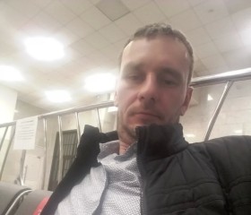 Yan, 43, Saint Petersburg