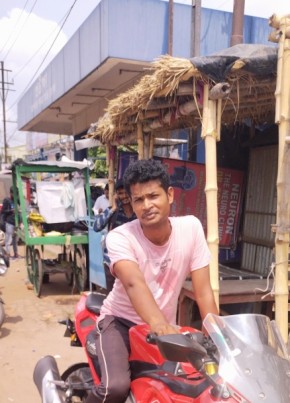 Ganesh Mandal, 29, India, Raghunathpur