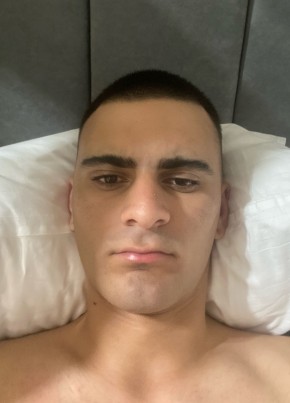 Ромчик из Омска 20 лет