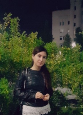 Диана, 39, Россия, Сургут