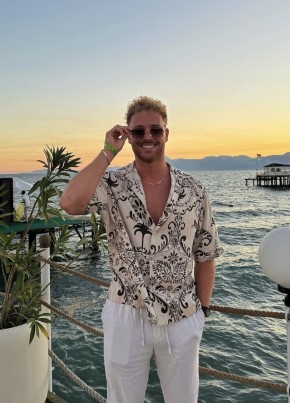 Иван из Zuerich 26 лет