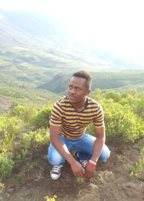 Lucas, 21, Lesotho, Maseru
