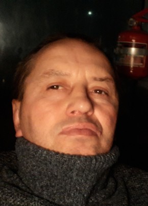 Олег, 48, Россия, Бабаево