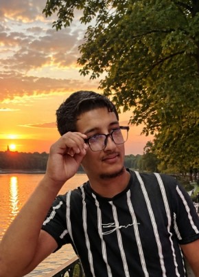 Florin из Bad Breissig 18 лет