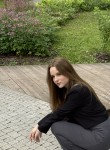 Ekaterina, 18, Borovichi
