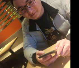 陈晓东, 29, Wuhan