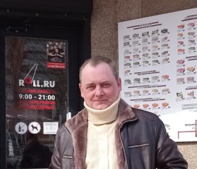 Aleksandr, 18, Luhansk