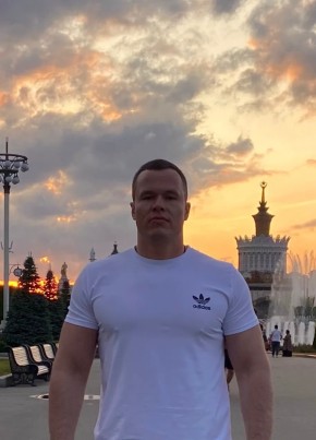 Максим из Кимры 26 лет