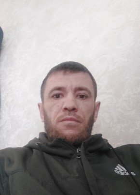 Юрий из Краснообска 37 лет