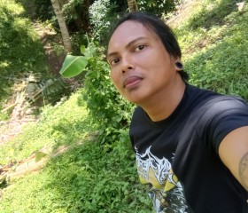 Cris jun Sabarit, 33, Digos