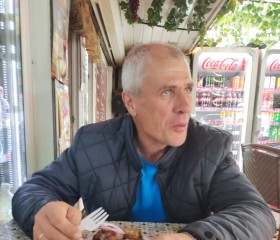 Andrey, 50, Moscow