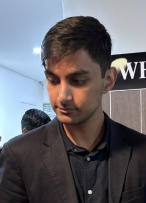 Jeevan из Loughborough 19 лет