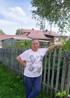 Ирина из Архангельска 62 года