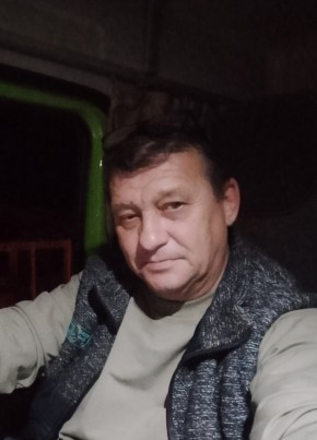 Юрий из Москвы 55 лет