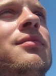 Денис, 33 года