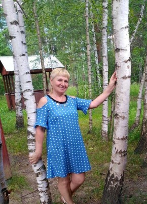 Вера, 64, Россия, Иваново