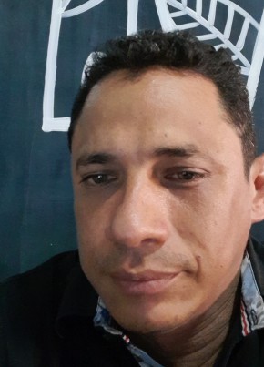 Jorge Solano, 44, República de Colombia, Barranquilla