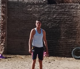 محمد دنقل, 22, Jirja