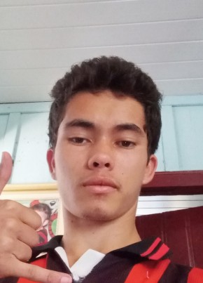Paulo, 19, Brazil, Ponta Grossa
