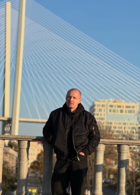 Дмитрий из Новосибирска 47 лет