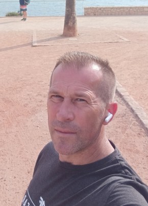 Adah, 47, Belgium, Brussels