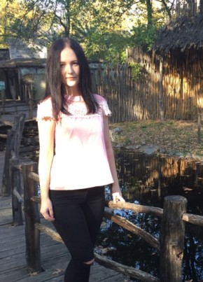 Юлия, 27, Россия, Тамань