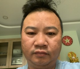 Nhat, 44, Cam Ranh