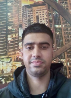 Alyab Hussain, 22, United Kingdom, Glasgow