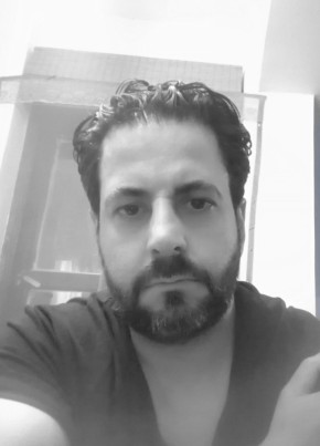amir из شیراز 46 лет