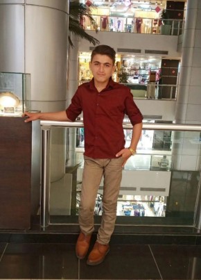 عزيزأبوزهير из Ankara 18 лет
