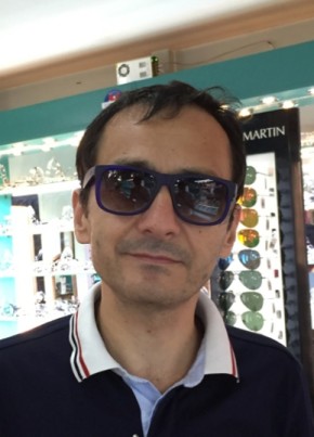 Rain Man, 44, Türkiye Cumhuriyeti, İzmir