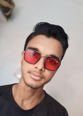 Mani Kumar Pande, 18, India, Motīhāri