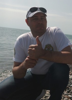 Игорь, 44, Россия, Прохладный