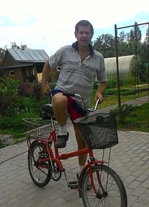 Vitaly, 60, Россия, Санкт-Петербург