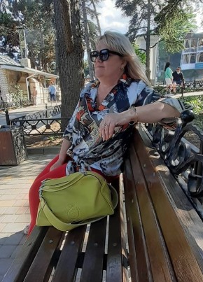Марина, 54, Россия, Симферополь