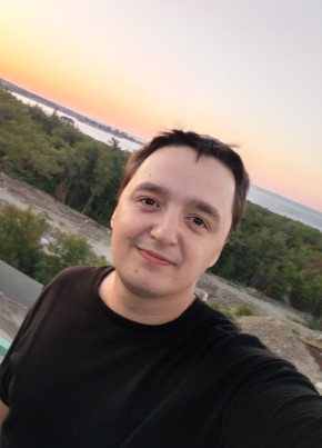 Максим из Геленджика 31 год