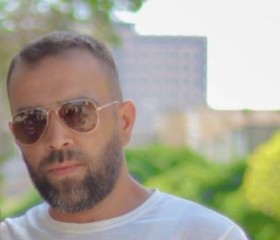 Ahmad, 35, Sarajevo
