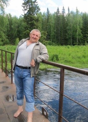 Александр, 61, Россия, Североуральск
