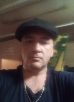 Игорь, 40, Россия, Губкинский