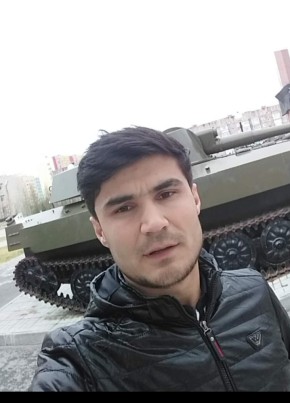 Комил, 29, Россия, Сургут