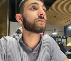 Araik, 21, Chaltyr
